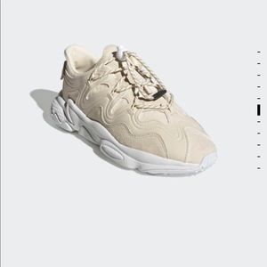 Adidas ozweego sneakers